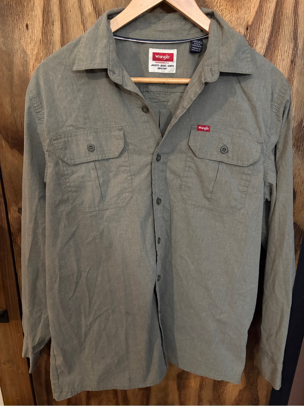 Wrangler Olive Green Long Sleeve Casual Button-Down Shirt
